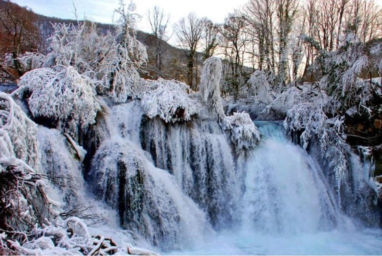 Nacionalni park Una – Dragulj Bosne i Hercegovine Nacionalni park Una – Dragulj Bosne i Hercegovine