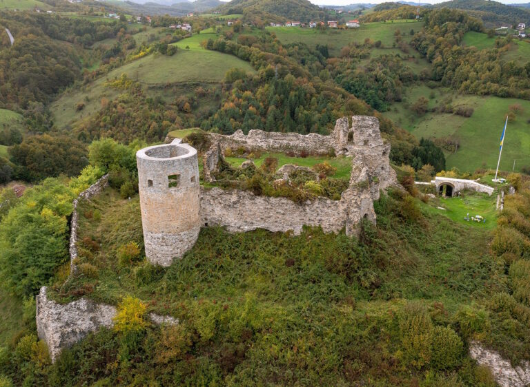Bužimska Tvrđava – Historijska čarolija sjeverozapadne Bosne