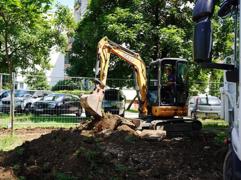 Počeli radovi na uređenju šetnice uz rijeku Radobolju u Mostaru