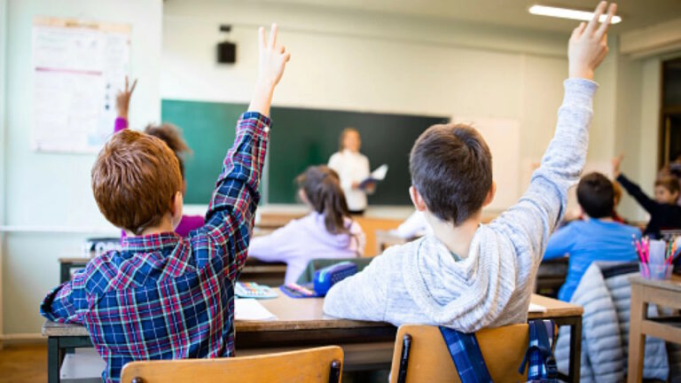 Ministarstvo za odgoj i obrazovanje KS osiguralo 500 hiljada KM za nove projekte