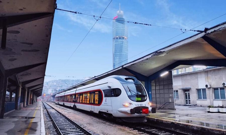 Vlada FBiH izdvaja 4,2 miliona KM za željezničku infrastrukturu, objašnjeno na šta će se utrošiti novac